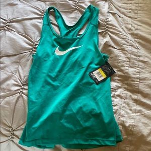 Workout tank top